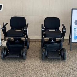 みなとみらい21地区の『WHILL(ウィル) SHARE(シェア)』土日祝日の貸出を拡大します！の写真